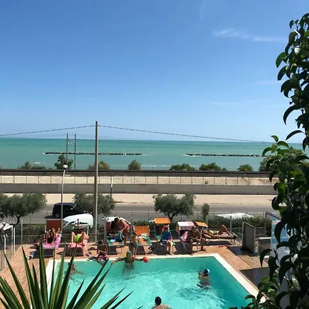 Dea Cupra Semesterpark Cupra Marittima